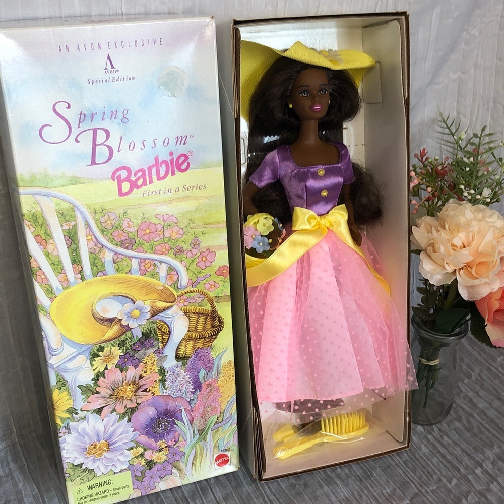 Vintage 1995 AVON SPRING BLOSSOM BARBIE 1st in Series IN BOX